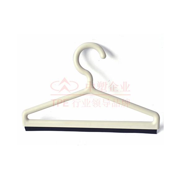 TPE注塑成型过程中出现突起鼓包的解决措施